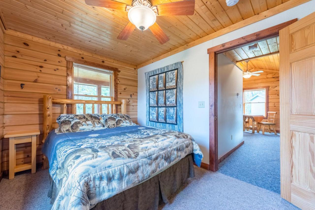 Отель Spur Of The Moment Ranch Mountain Экстерьер фото
